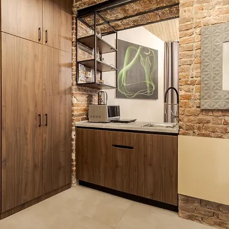 Lesi Apartment With Terrace Lviv Exterior photo